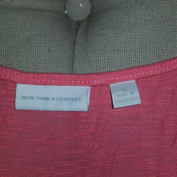 NY&Co Ruffled Tank Top - Picture 3 of 4